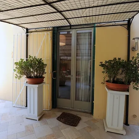 Acacia Firenze Apartments Artemisia-Angelica Exterior photo